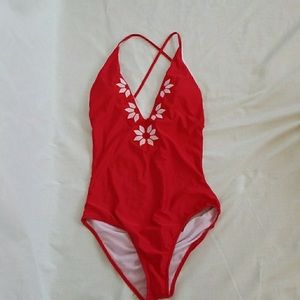 One piece swimsuit ❤️